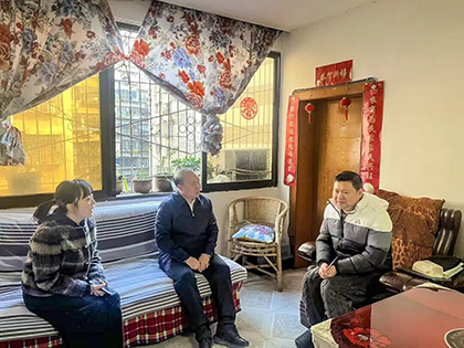 瀘天化開(kāi)展2026年春節(jié)送溫暖慰問(wèn)活動(dòng)