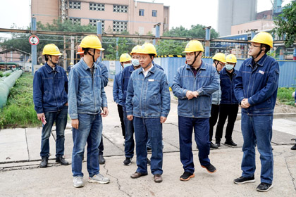 瀘天化股份公司黨委書記、董事長廖廷君率隊檢查二十大前安全生產(chǎn)工作