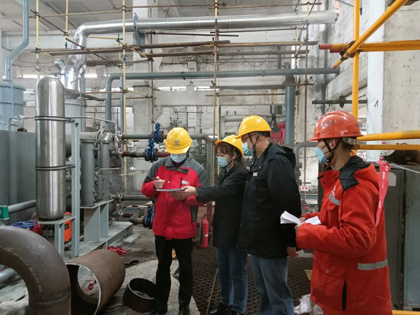 瀘天化股份公司總經(jīng)理趙永清率隊(duì)開展周末專項(xiàng)檢查