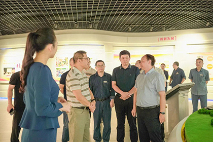 納溪區(qū)人大常委會主任熊杰一行到瀘天化股份公司視察工作