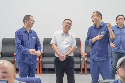 劉川鈴赴瀘天化股份公司督導(dǎo) 確保大運會期間安全形勢穩(wěn)定