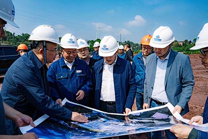 瀘州市國資委黨委書記、主任張學(xué)彬率隊督導(dǎo)瀘天化重大項目建設(shè)和企業(yè)安全生產(chǎn)工作